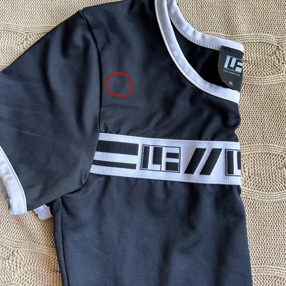 LF crop top - Picture 7 of 7